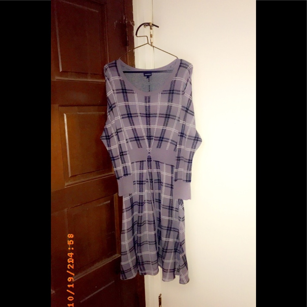 GRAY, BLACK AND WHITE PLAID SWEATER DRESS